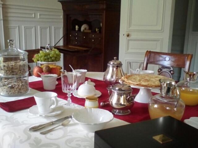 Chateau De La Chasse Beauvais Romagne  Εξωτερικό φωτογραφία